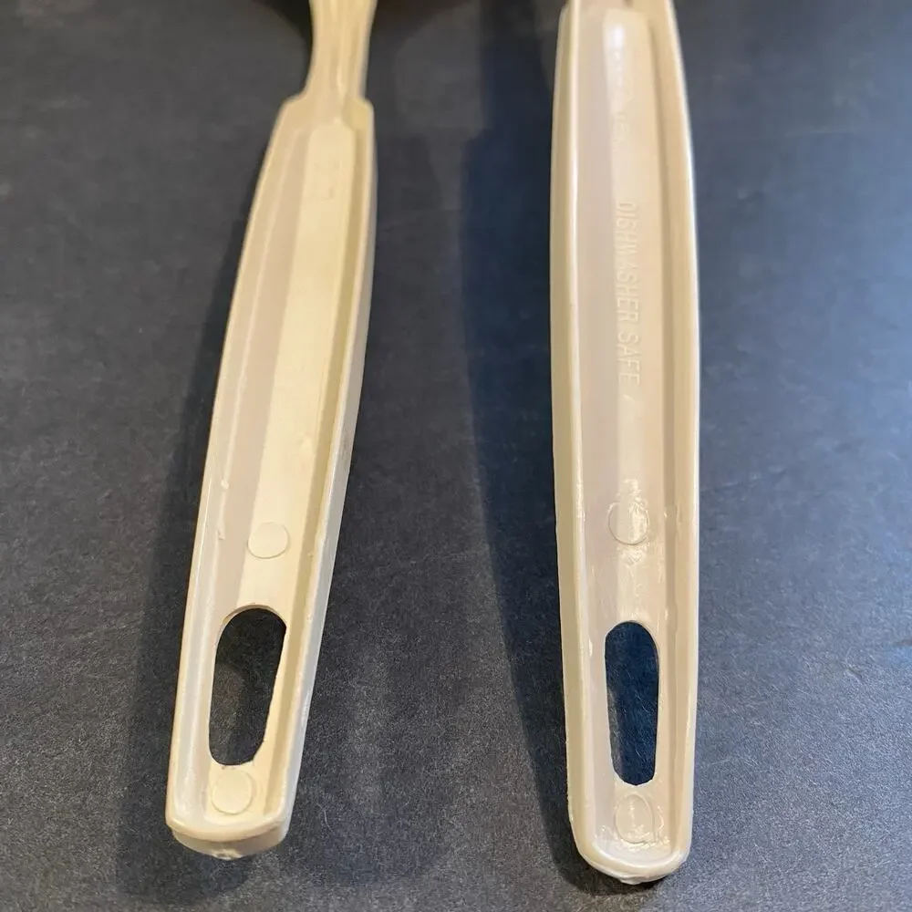 EKCO Almond Nylon Slotted Spoon & Ladle Vintage USA lot of 2